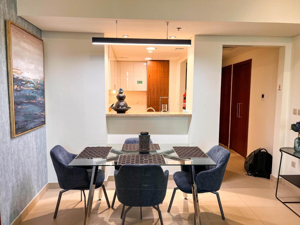 شقة Cosmos Living Downtown دبي المظهر الخارجي الصورة