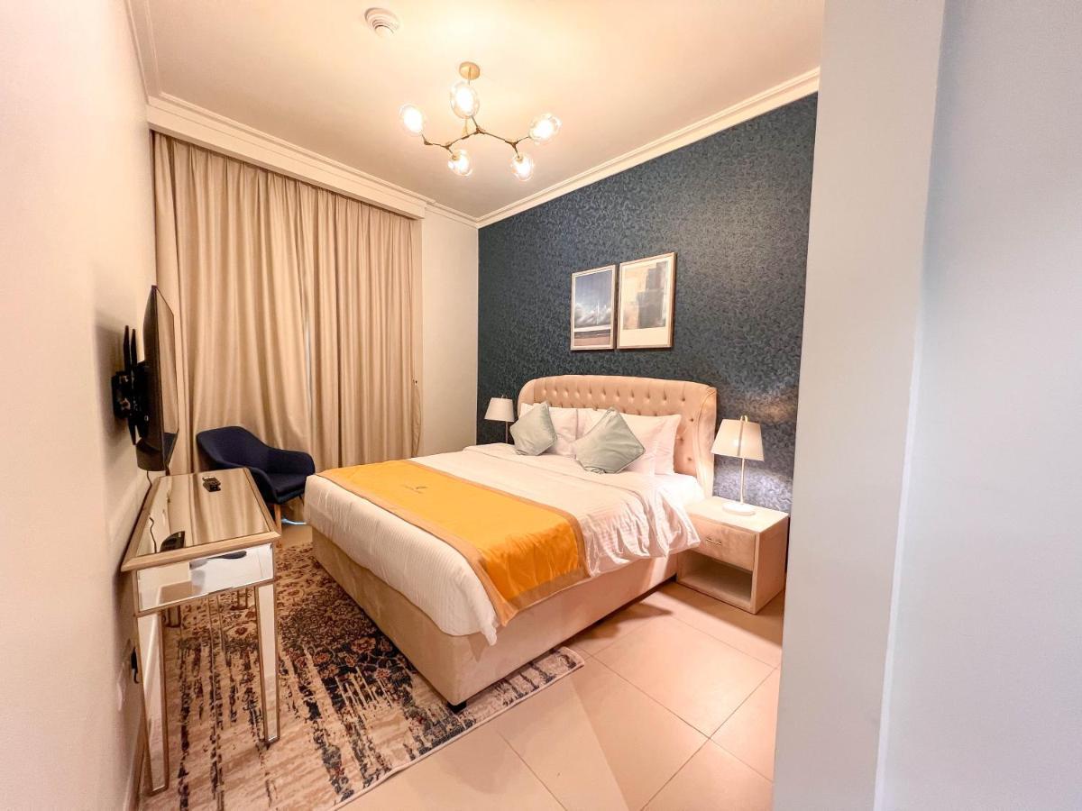 شقة Cosmos Living Downtown دبي المظهر الخارجي الصورة