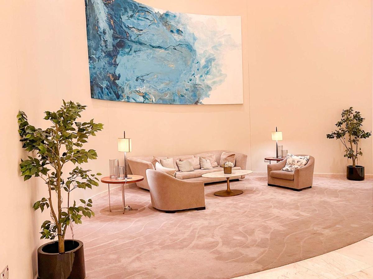 شقة Cosmos Living Downtown دبي المظهر الخارجي الصورة