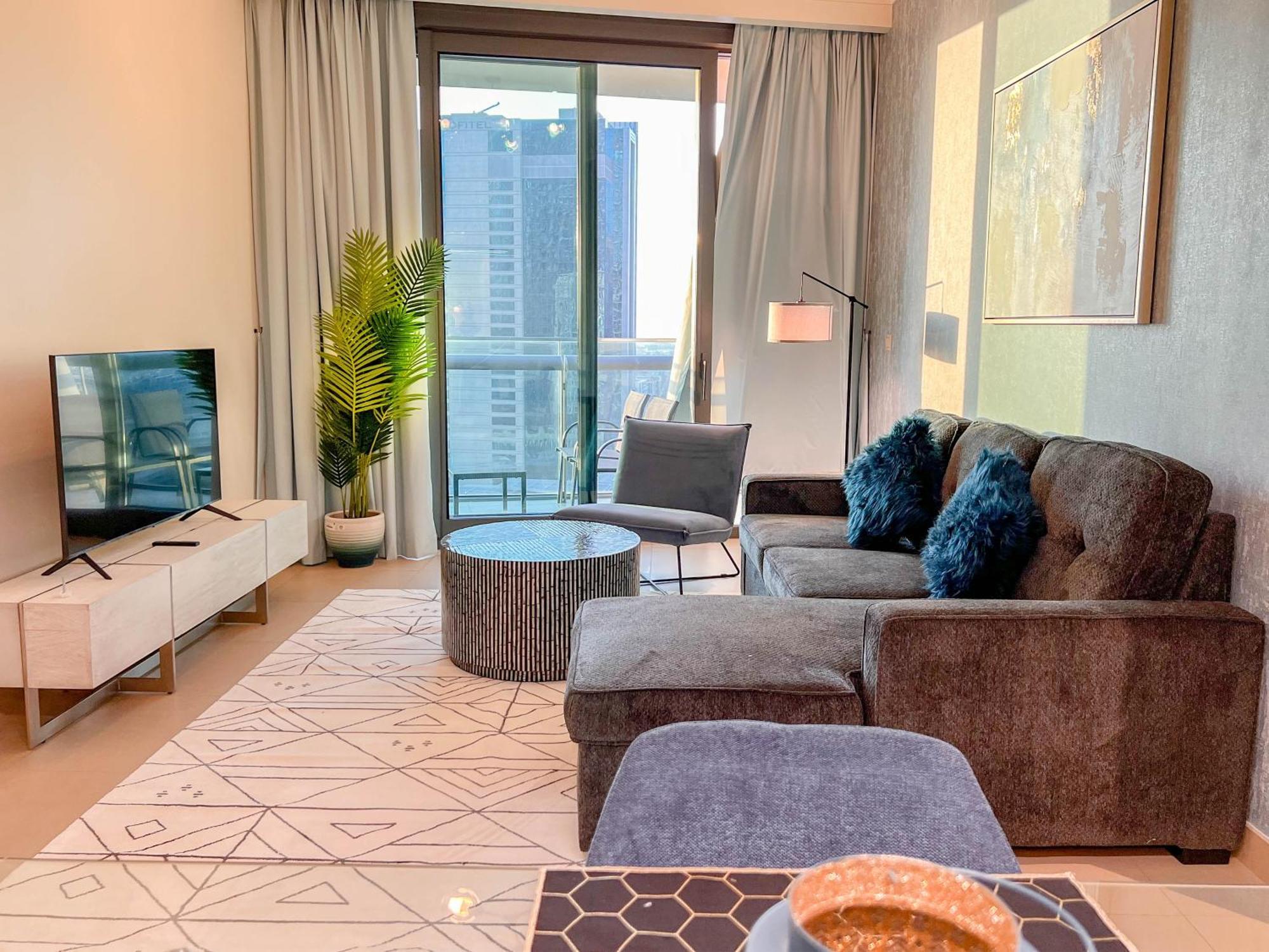 شقة Cosmos Living Downtown دبي المظهر الخارجي الصورة